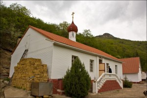 Кизилташский мужской монастырь